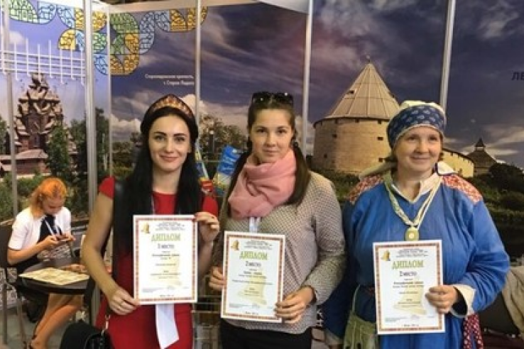 Победителями в конкурсе «Туристический сувенир» стали мастера Ленинградской области